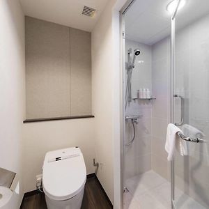 Renovated Economy Double Non-Smoking Shower Only